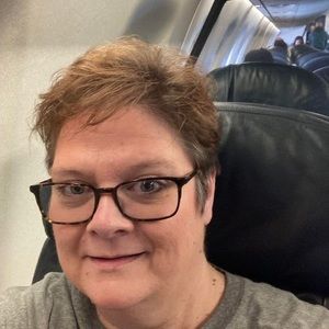 Meet your Posher, Carol